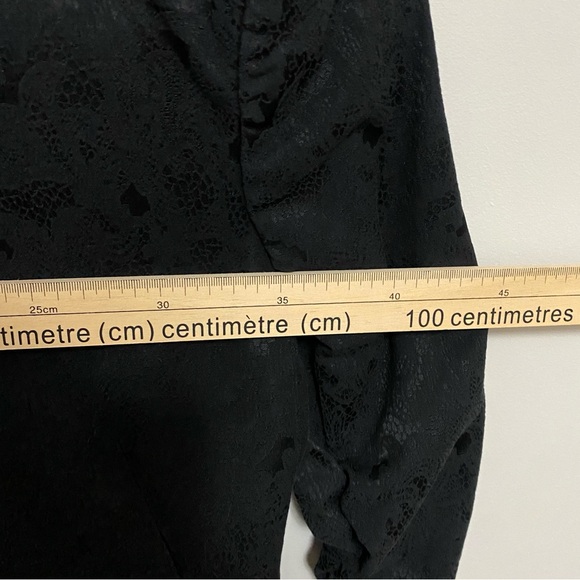 H&M Patterned Blazer Black - Size 2 - Picture 9 of 9